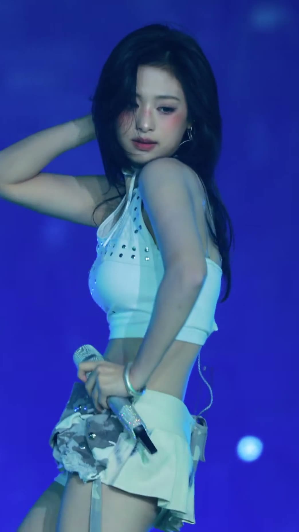베이비몬스터 아현