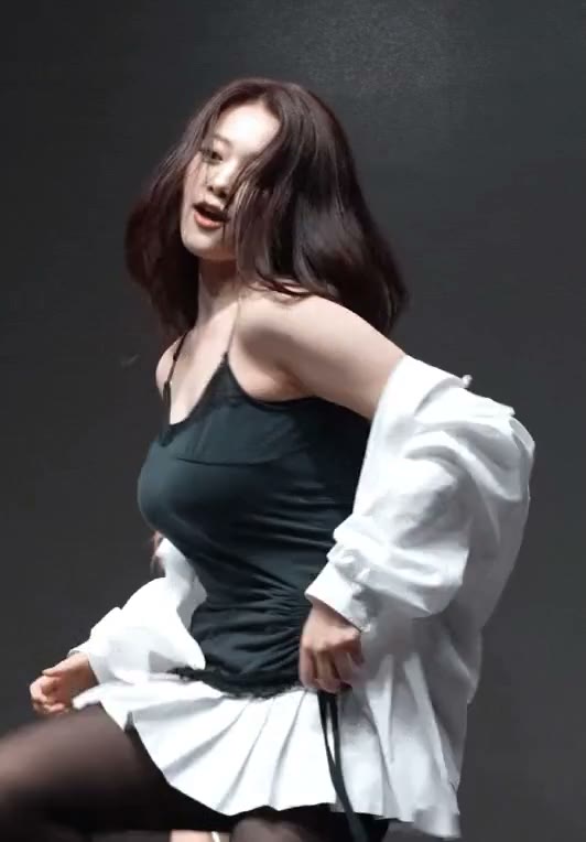 [기타] 옆으로 눕는 클라씨 원지민 워터밤