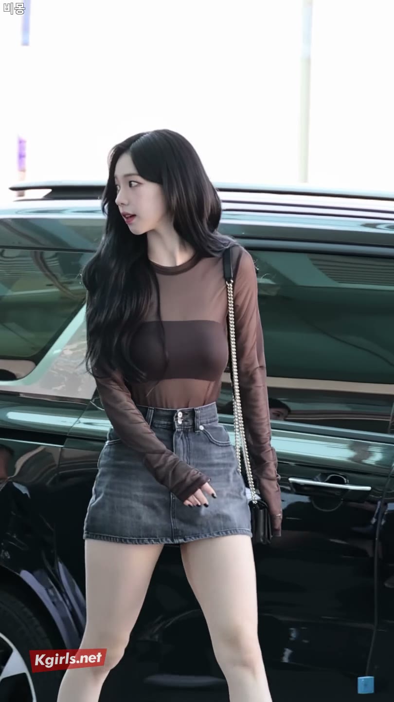 에스파 카리나 시스루 공항 패션