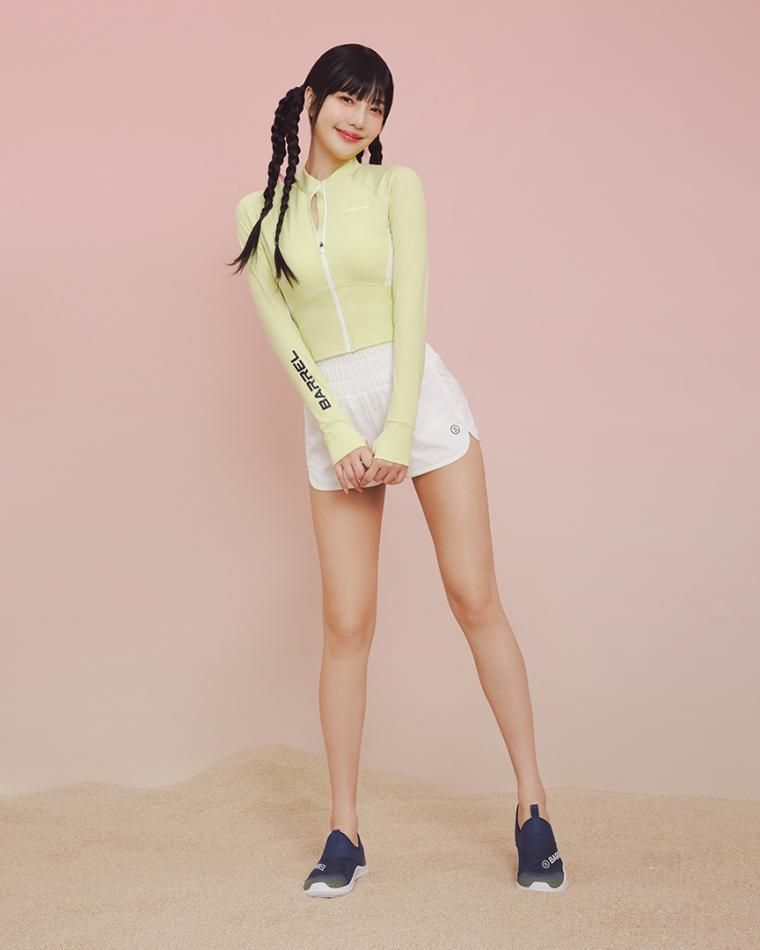 레드벨벳 조이 시원한 비치웨어, 래쉬가드, 모노키니 2