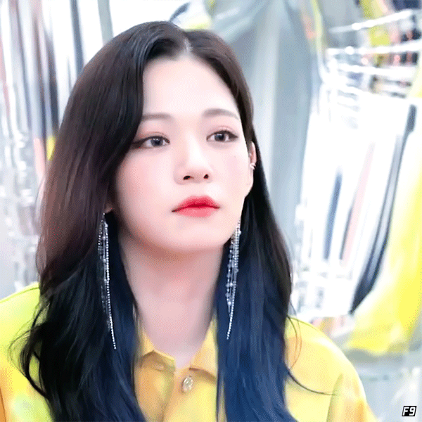프로미스나인 노랑 이채영 1