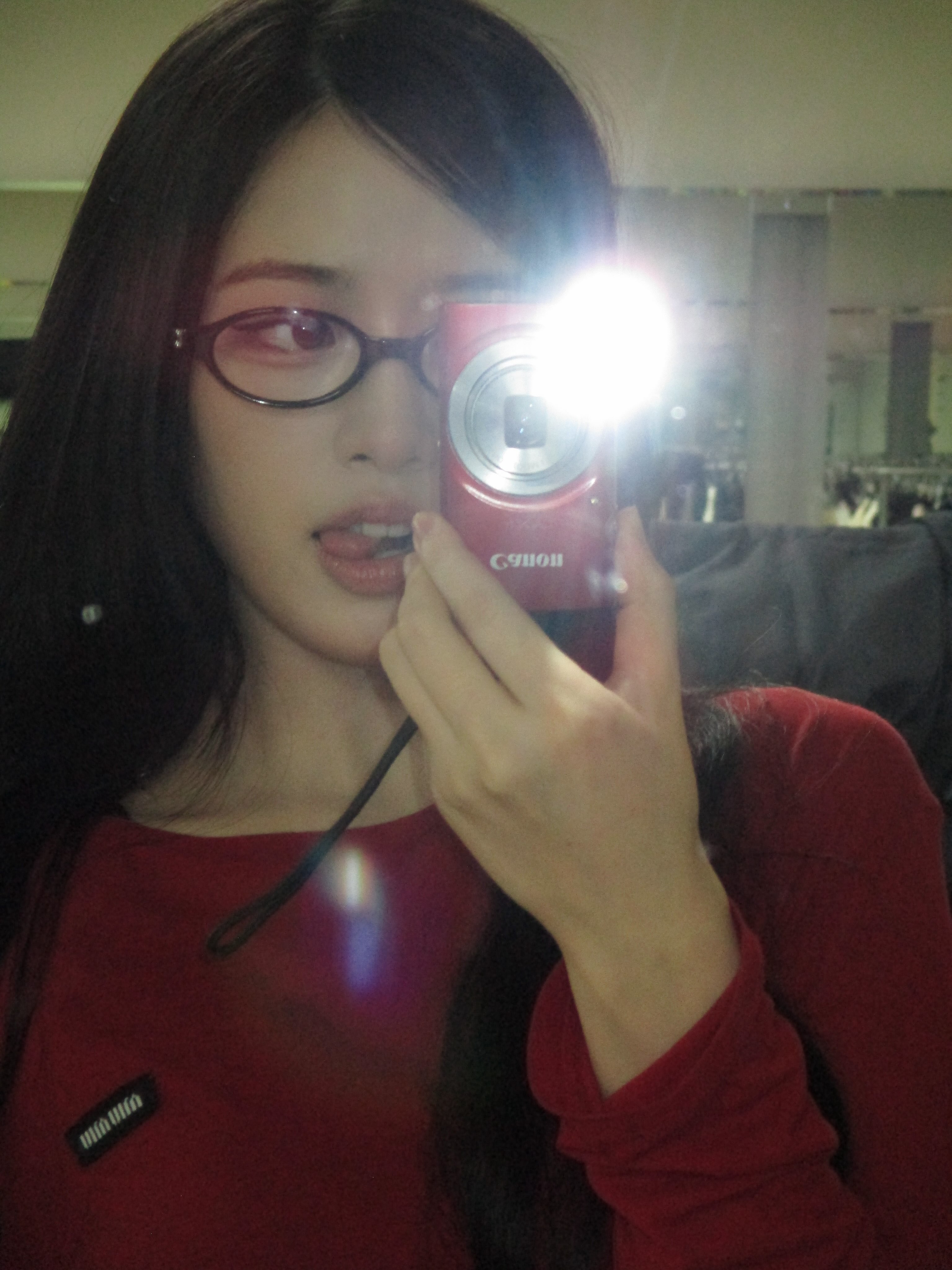 안경 쓴 유진이 인스타 4