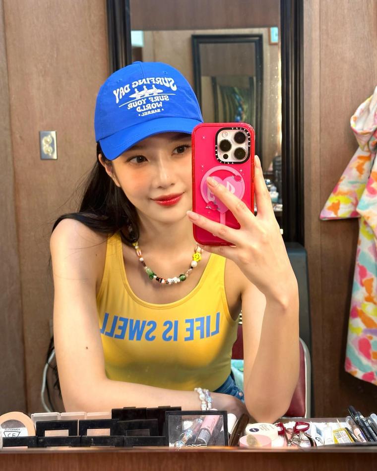 레드벨벳 조이 시원한 비치웨어, 래쉬가드, 모노키니 6