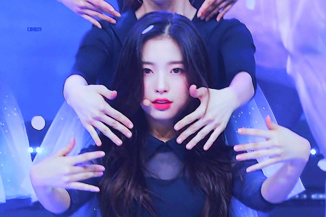 미모 폭발한 오마이걸 아린 직캠 11