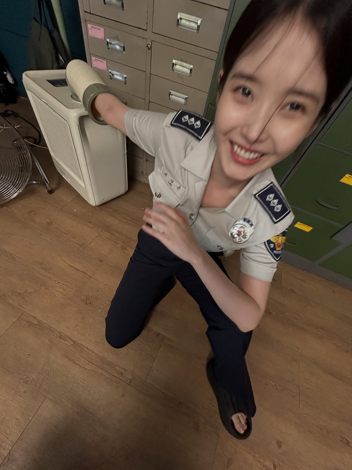 글래머 아이유 신작 13