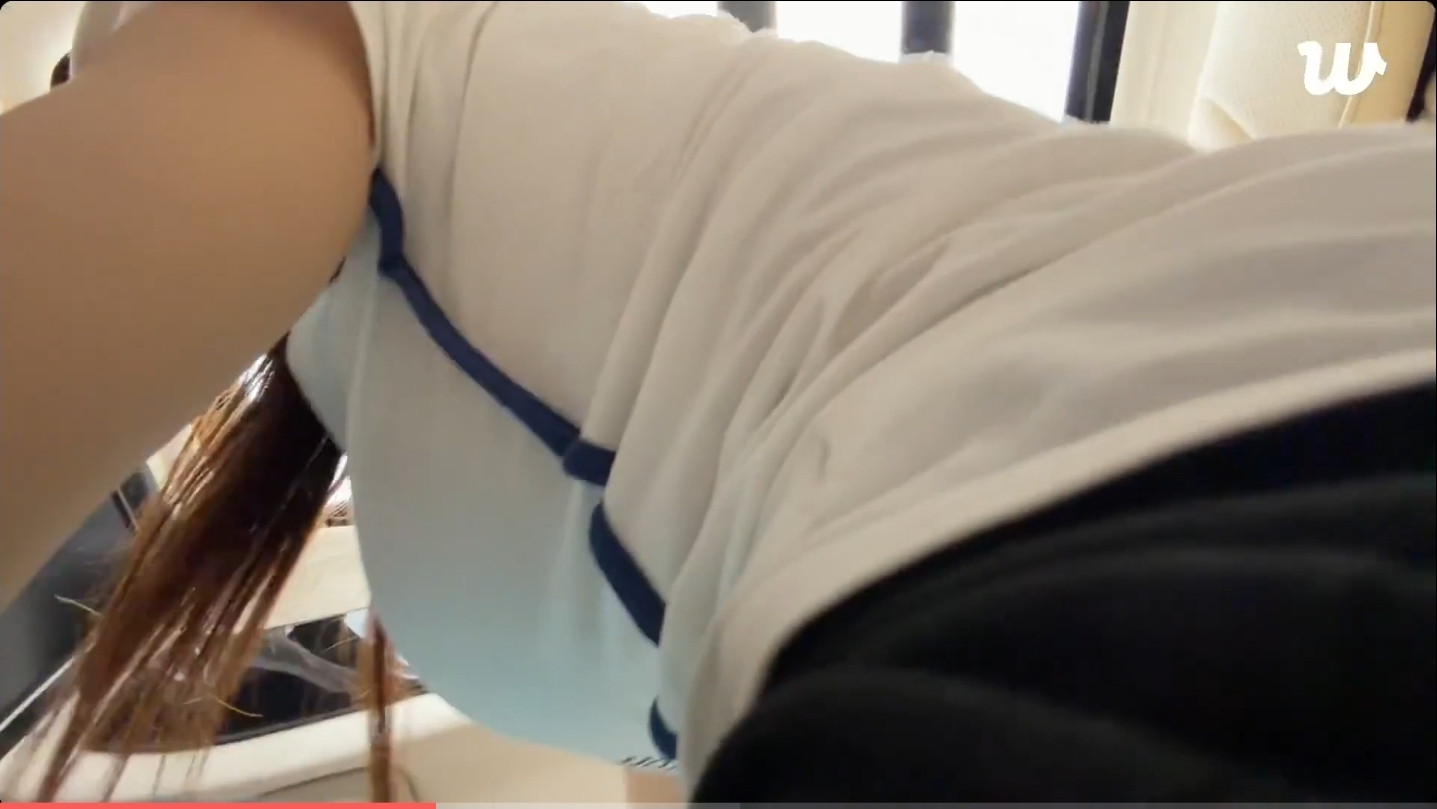 라방 켜진줄 모르고있던 권은비 1