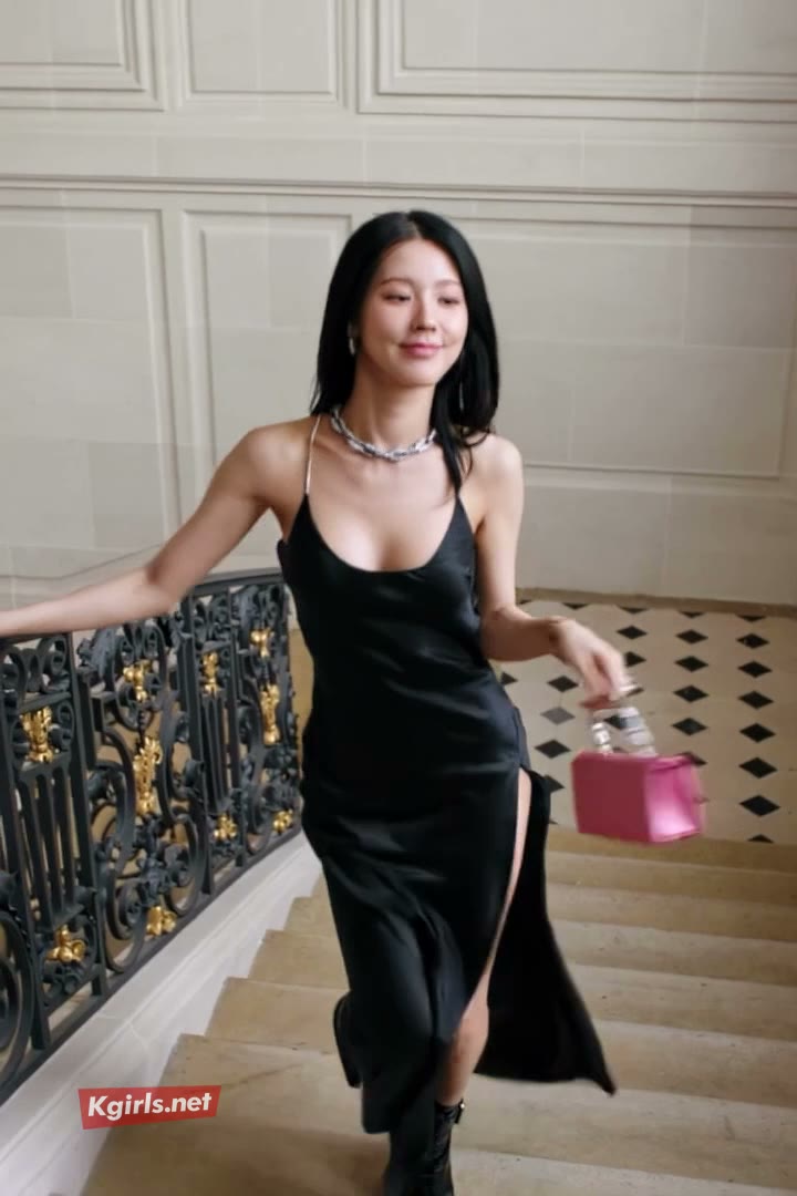 (여자)아이들 미연 블랙 드레스 자태