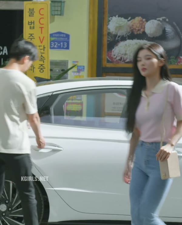 김유정 편의점 샛별이 살짝 시스루 패션