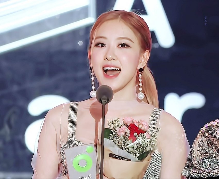 로제 짤 4