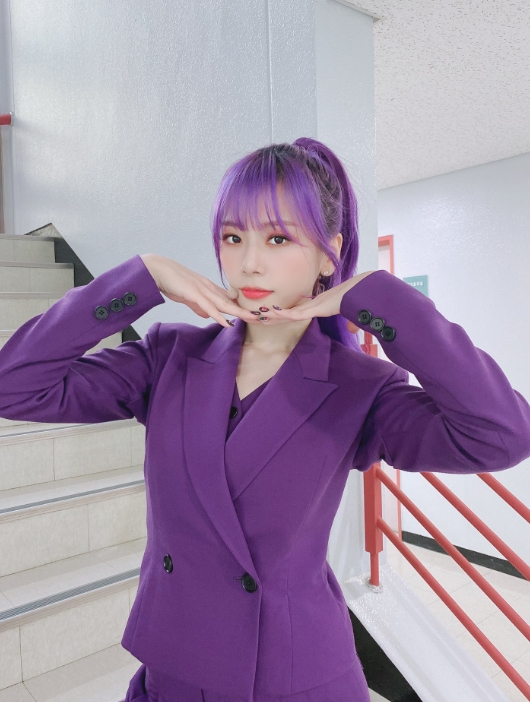 보라색도 잘 소화하는 드림캐쳐 지유 5