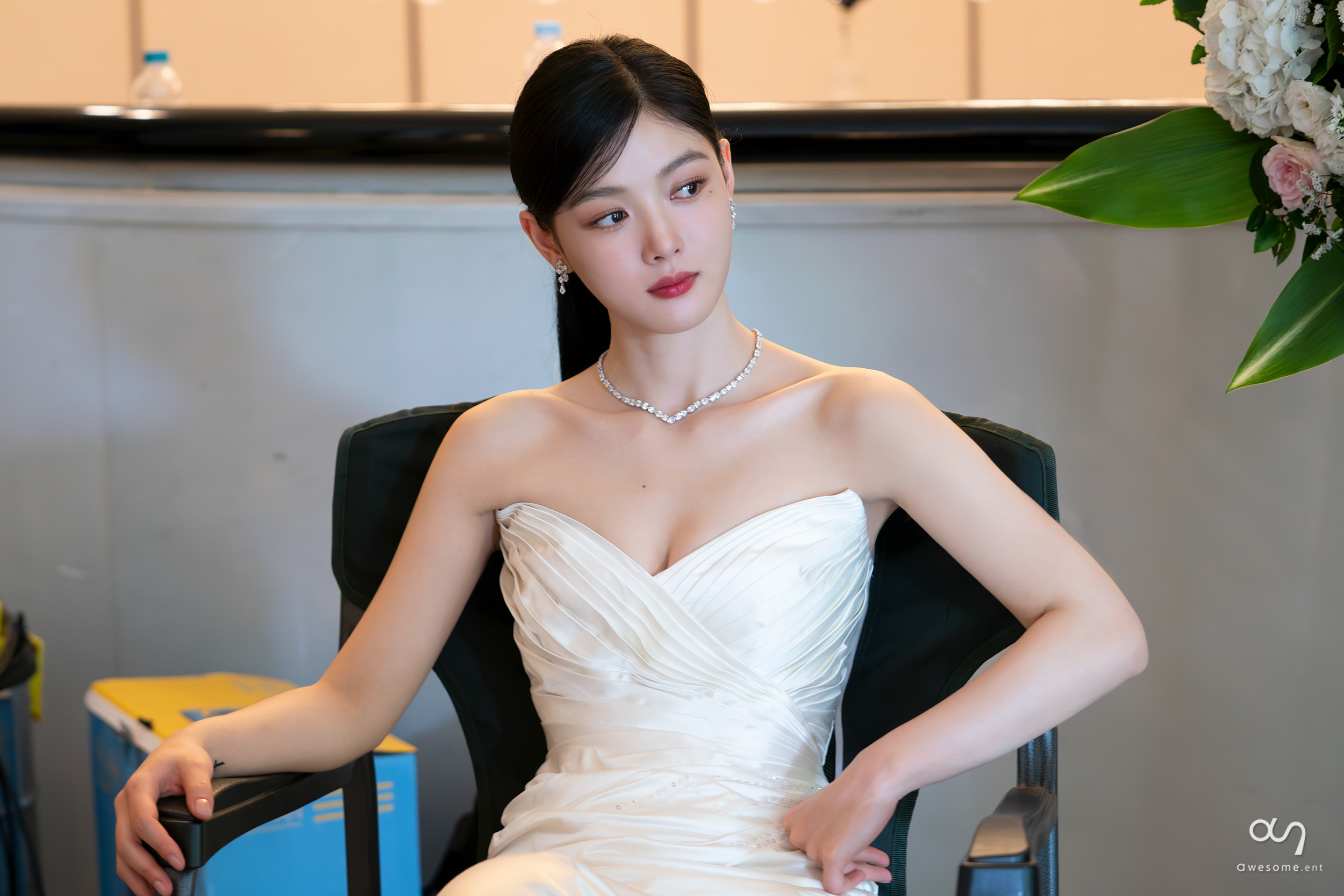 마이데몬 김유정 웨딩 드레스 장면 12