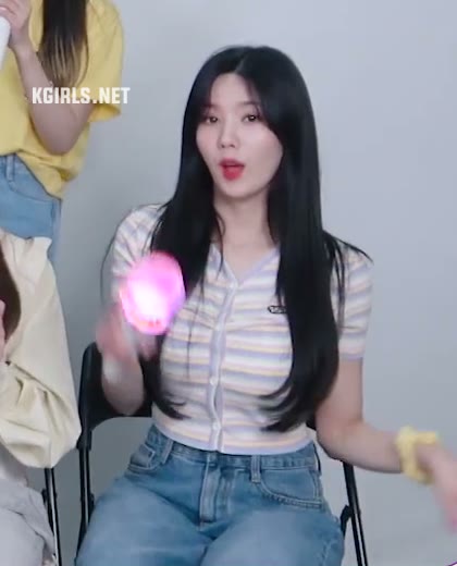 아이즈원 권은비 여전한 피지컬