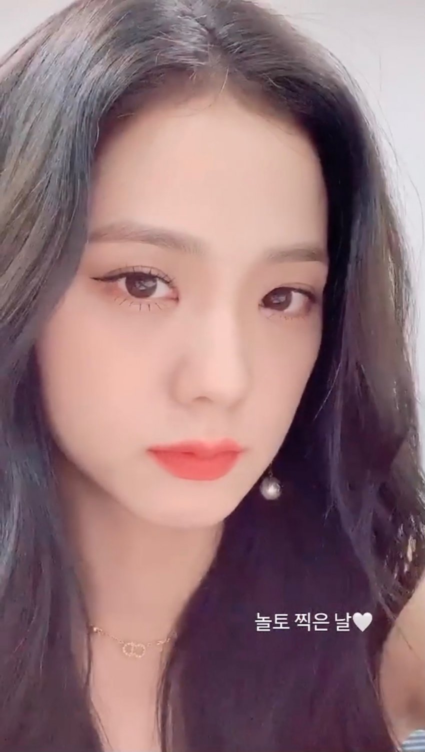 블랙핑크 지수 인스타 셀카 수준 4