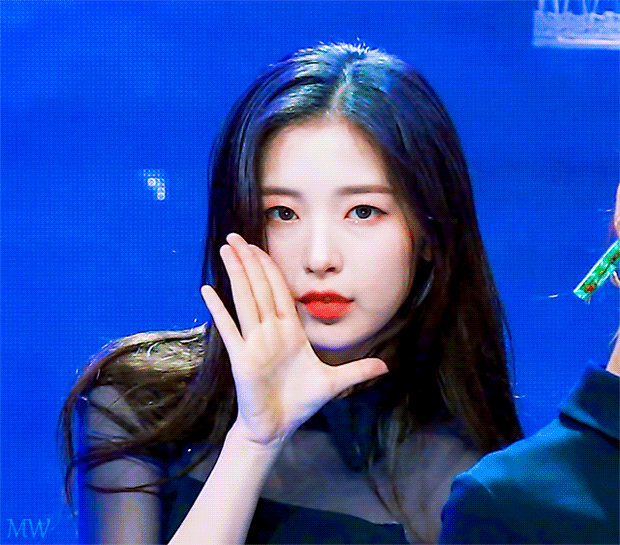 미모 폭발한 오마이걸 아린 직캠 8