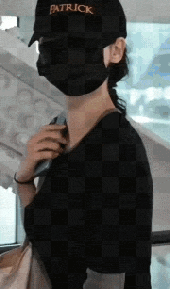 [에스파] 카리나 공항패션 1