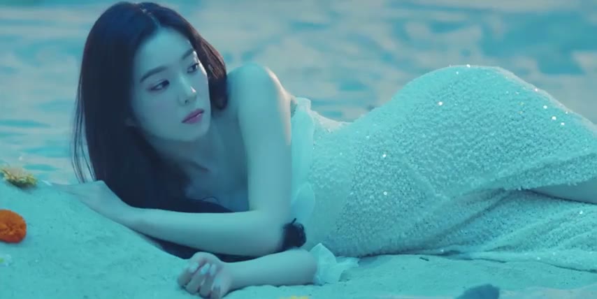 누워 있는 아이린 이모님