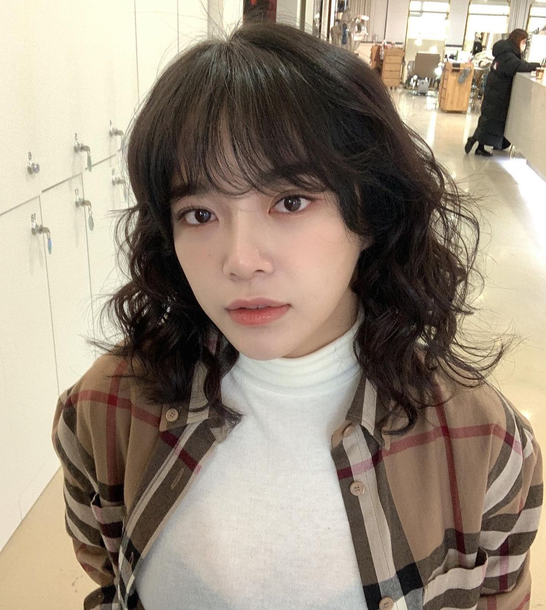 김세정 얇은 흰티속 검정브라 비침 3