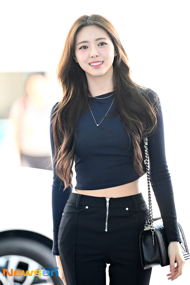 있지 유나 바비 인형 같은 바디 라인 8