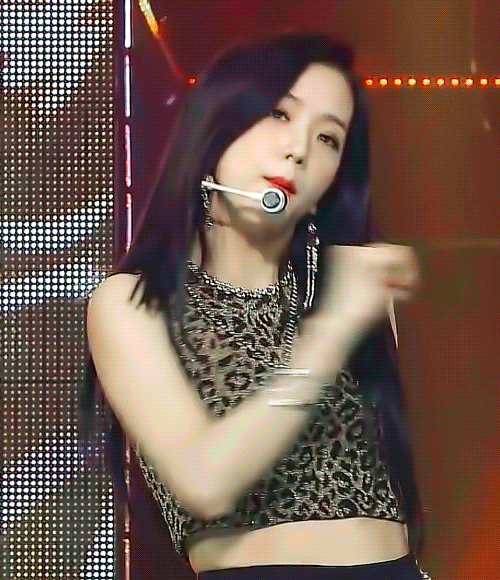 블랙핑크 지수 호피무늬 민소매 3