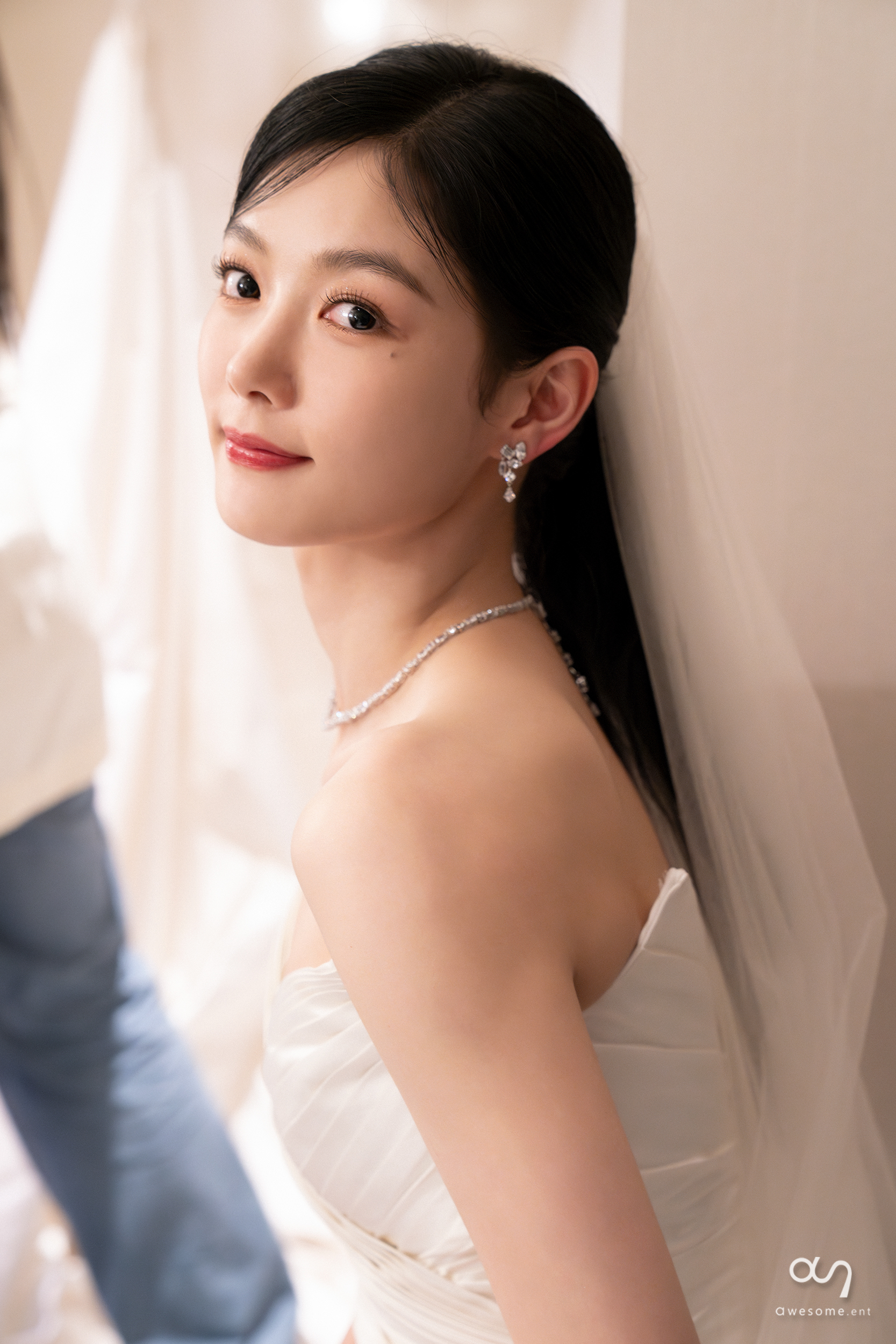 마이데몬 김유정 웨딩 드레스 장면 14