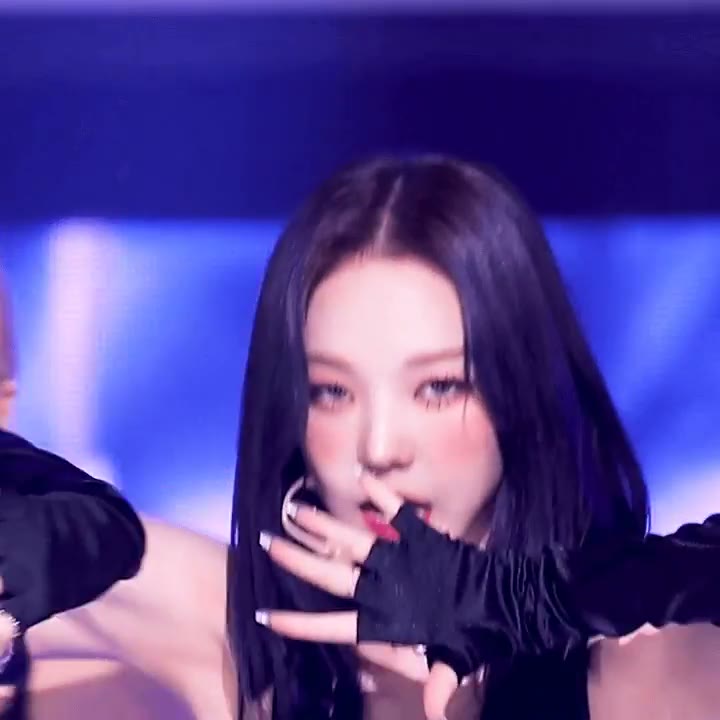 [에스파] 카리나 (에스파)