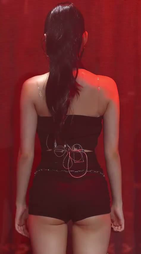 클라씨 보은 은근한 뒷모습