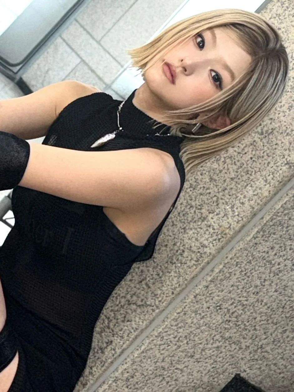 키스오브라이프 하늘 인스타 3