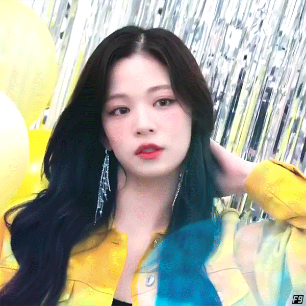 프로미스나인 노랑 이채영 4