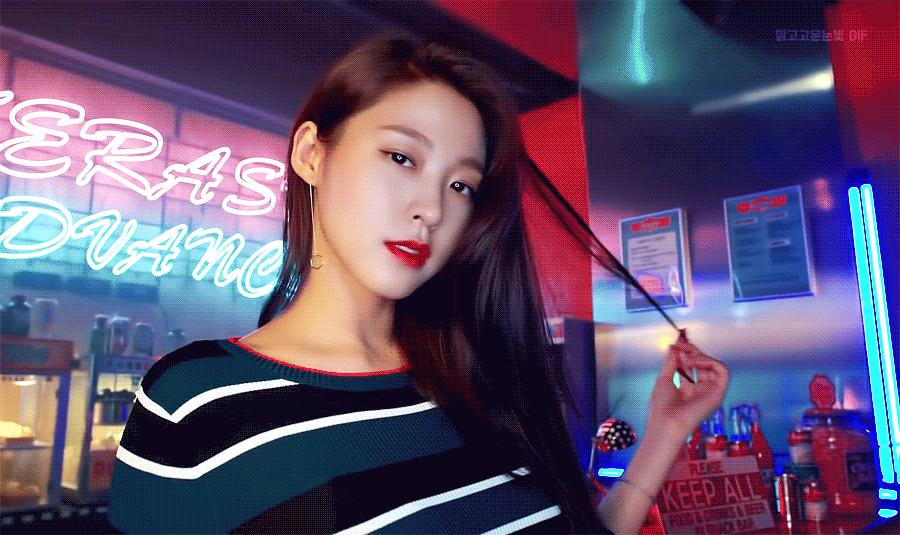 예쁘긴 진짜 예쁜 설현 1