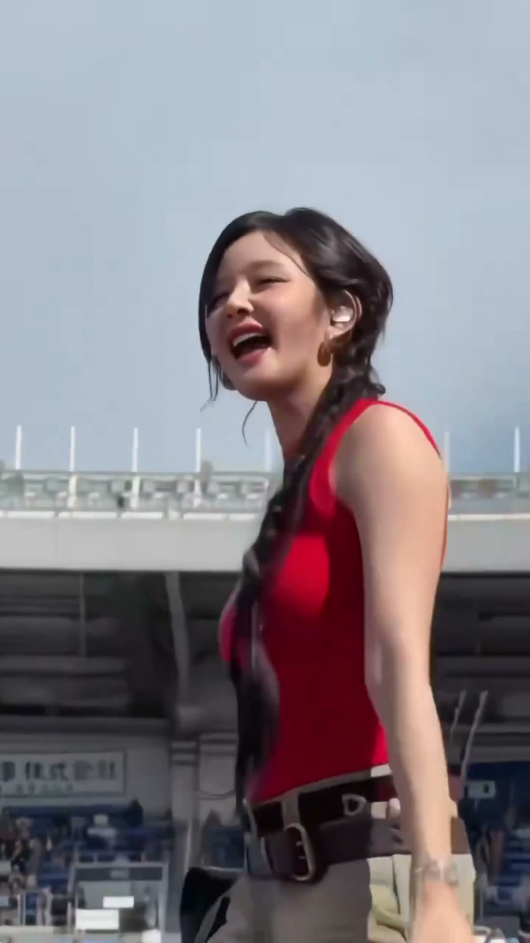 아사와 파리타의 엉덩이