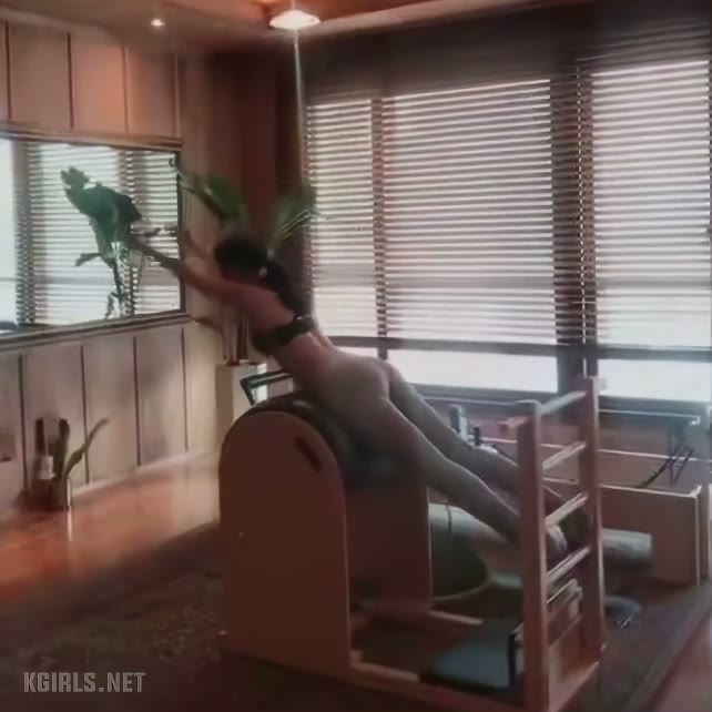 러블리즈 서지수 필라테스로 다듬어진 몸선