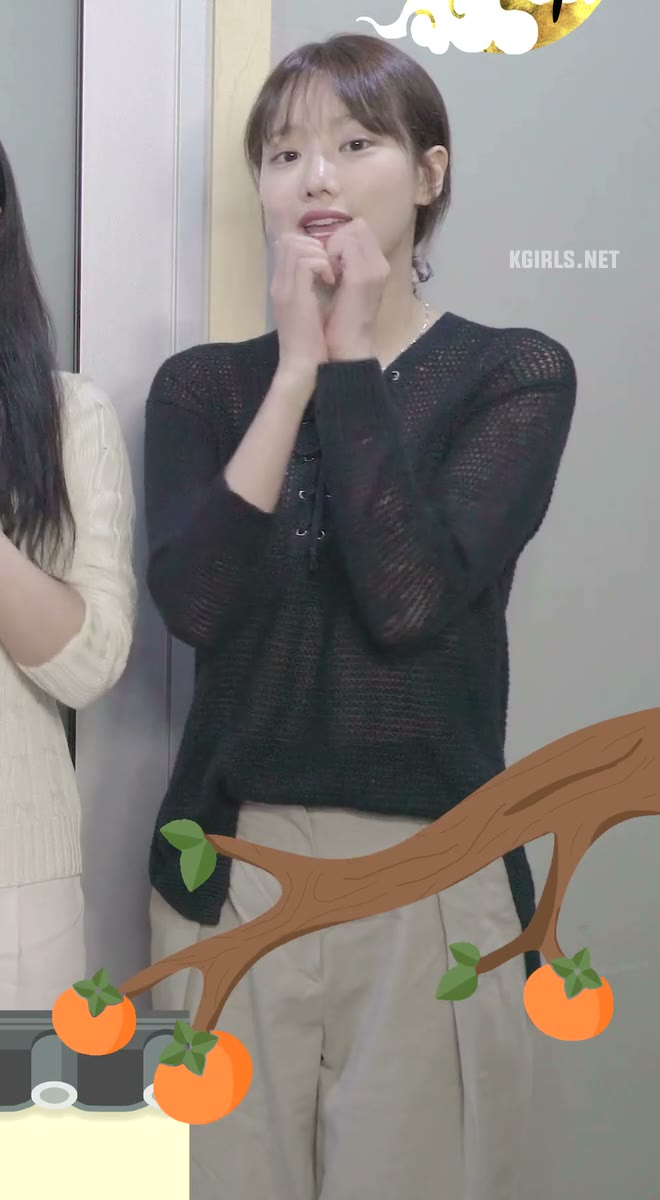 에이프릴 나은 시스루 니트 패션