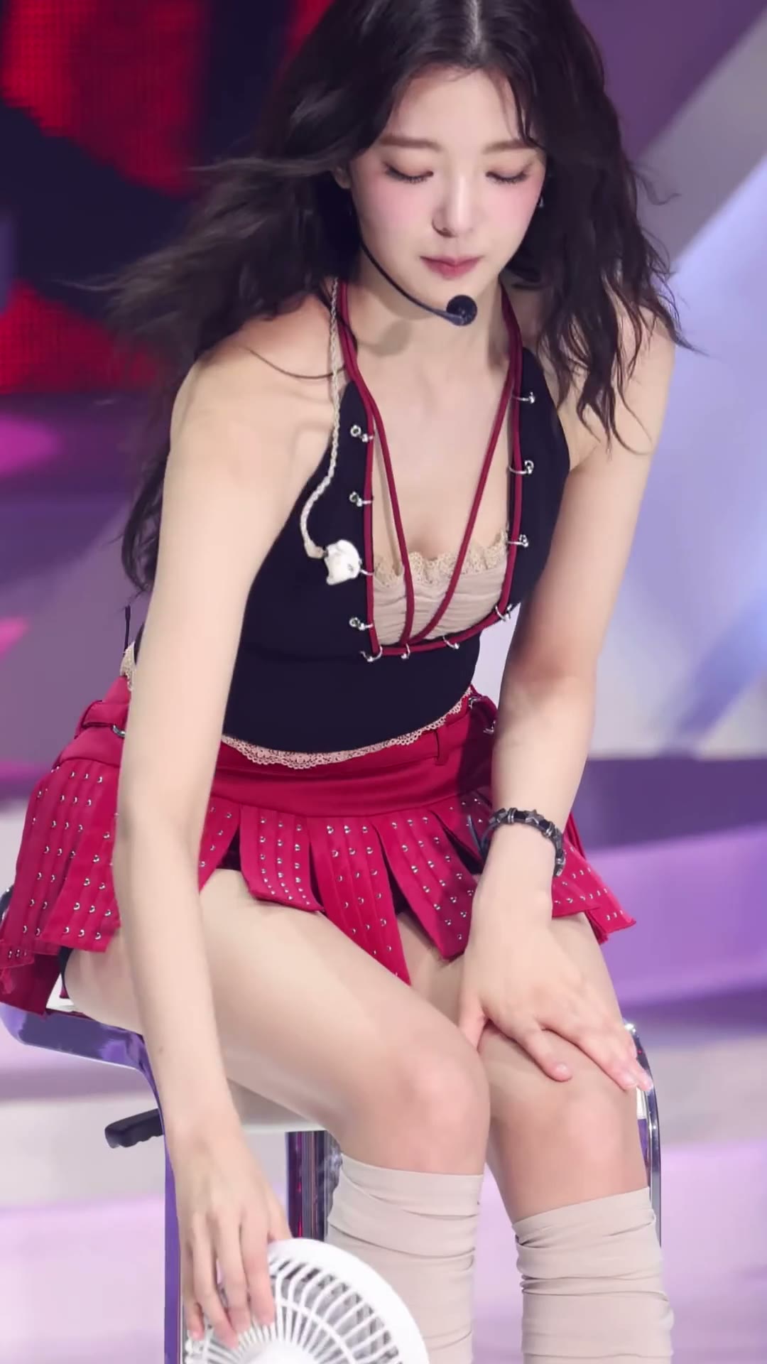 있지 리아 빼꼼