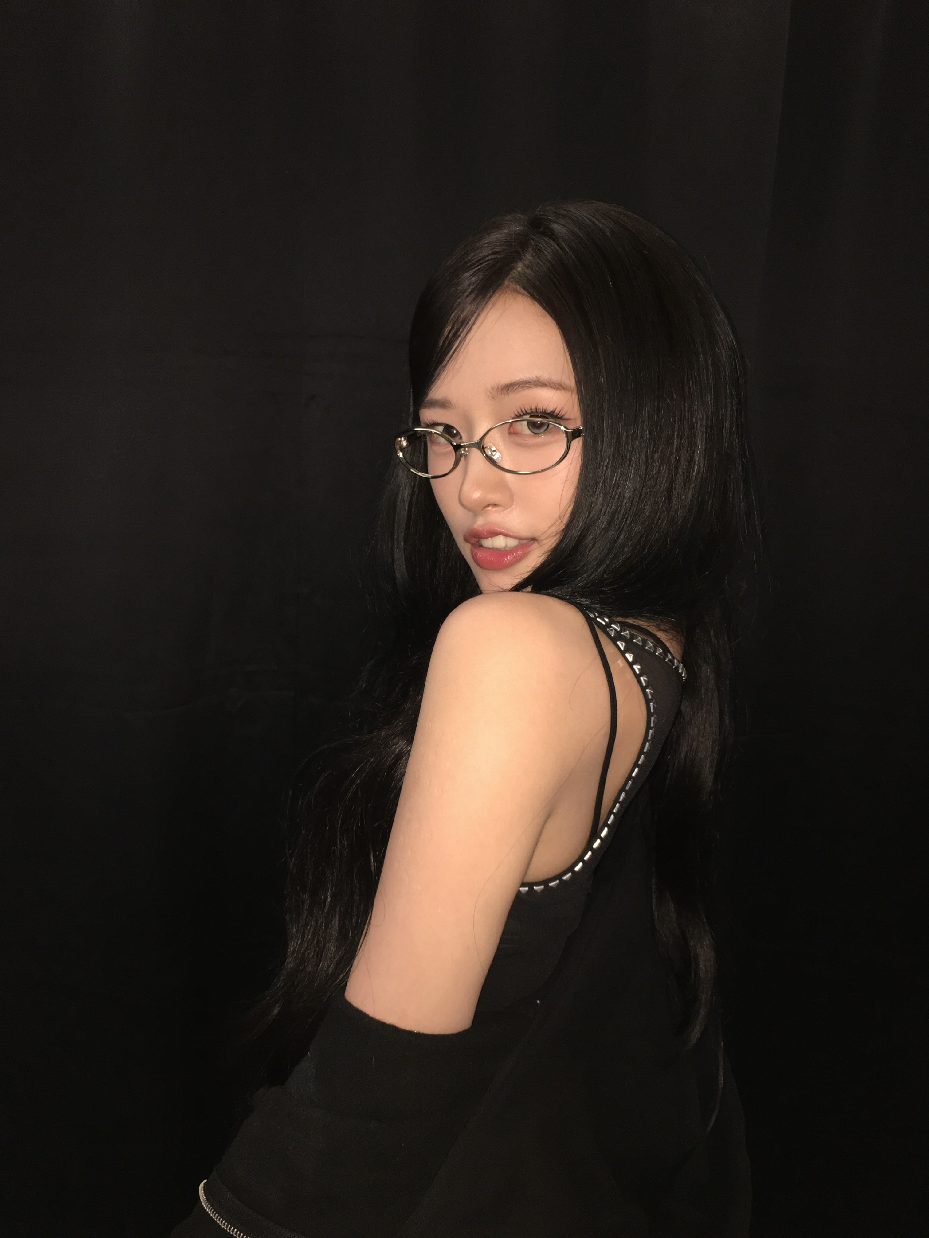 안경 쓴 유진이 인스타 10