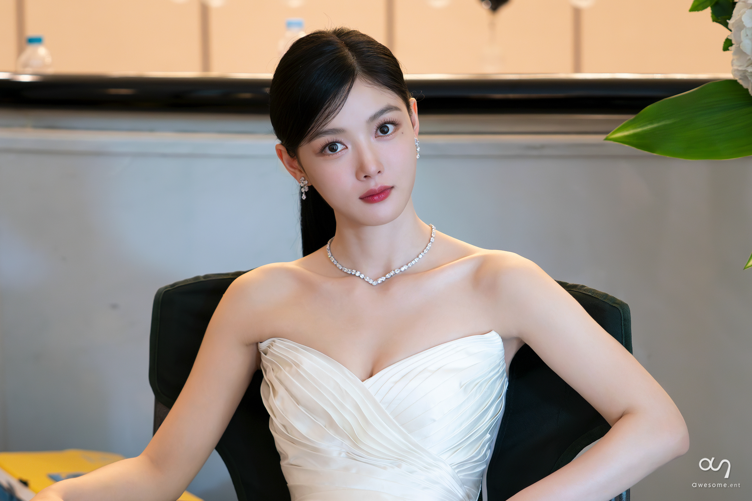 마이데몬 김유정 웨딩 드레스 장면 13