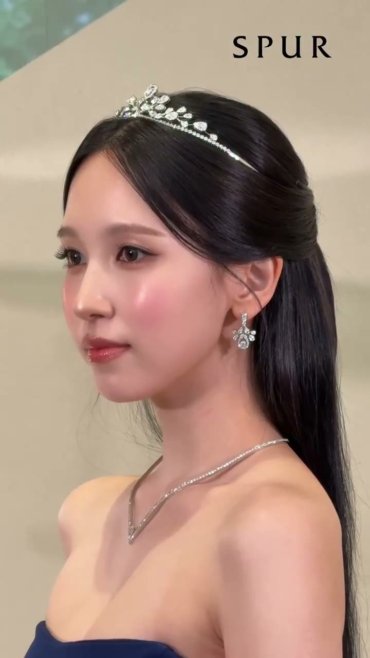 트와이스 미나 오프숄더 드레스