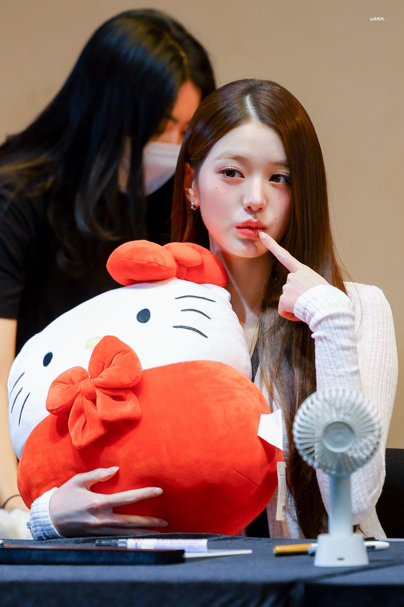 [아이브] 아이브 장원영 260910 대만 팬사인회 8