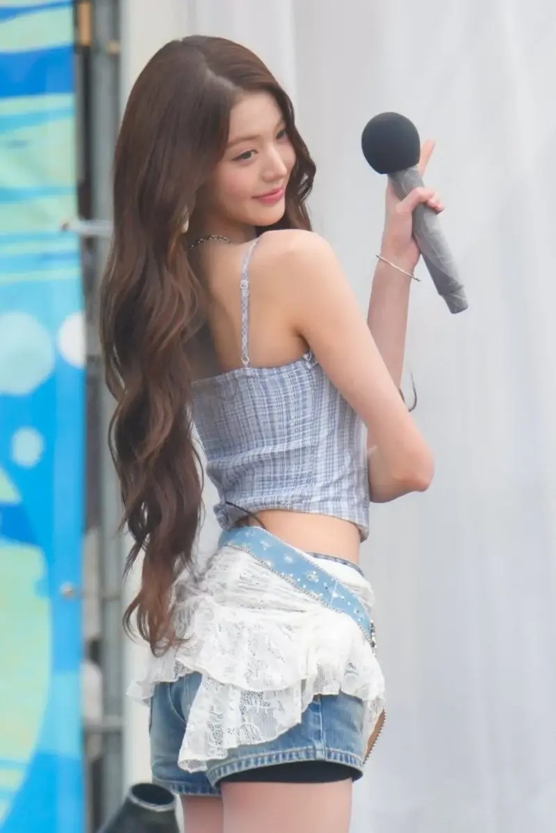 [아이브] 캐리비안베이 장원영 9
