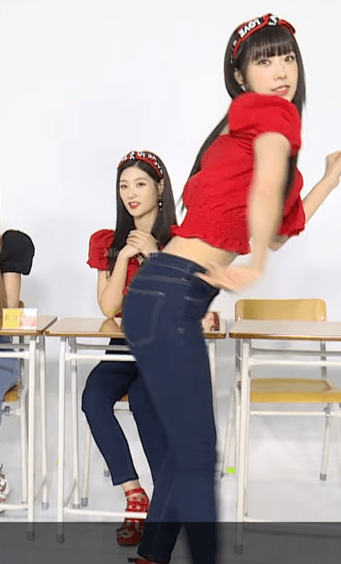 다이아 멤버들 의상 8