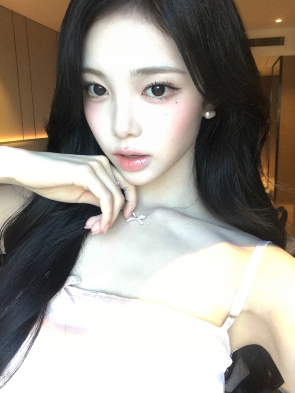 이안 위버스 셀카 6