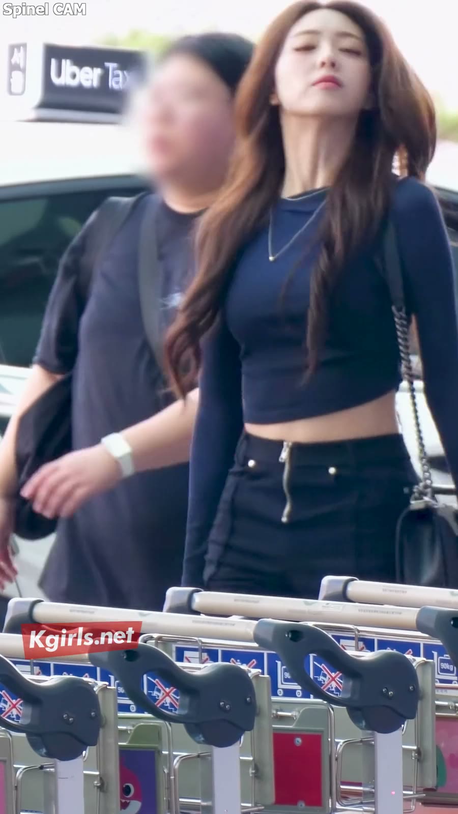 있지 유나 바비 인형 같은 바디 라인