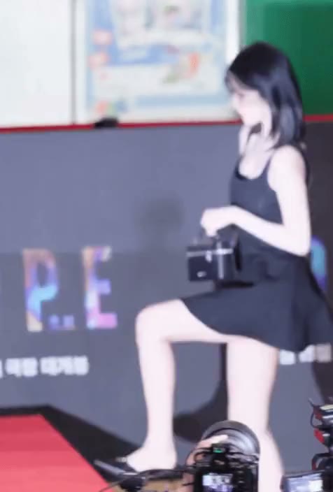 [프로미스나인] 백지헌 시사회 원피스 (프로미스나인)