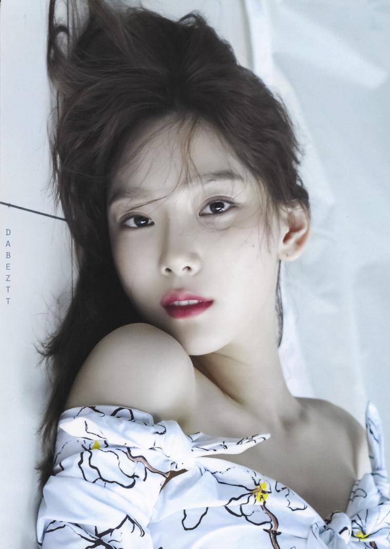 소녀시대 태연 매끈한 겨드랑이 4