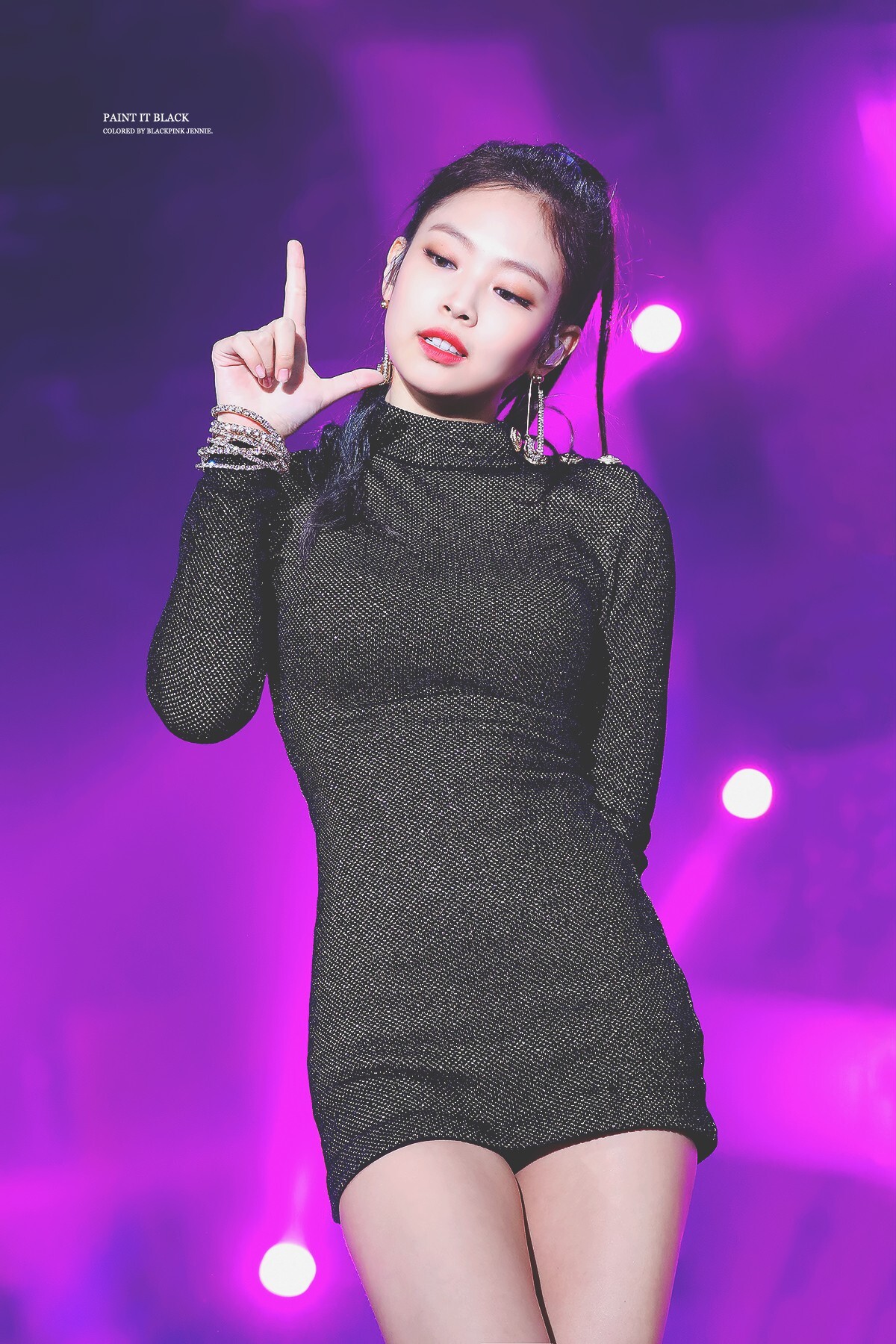 블랙핑크 제니 블랙 앤 화이트 8