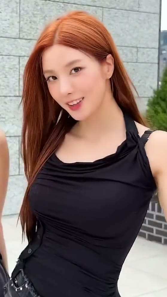 권은비 블랙나시 청핫팬츠