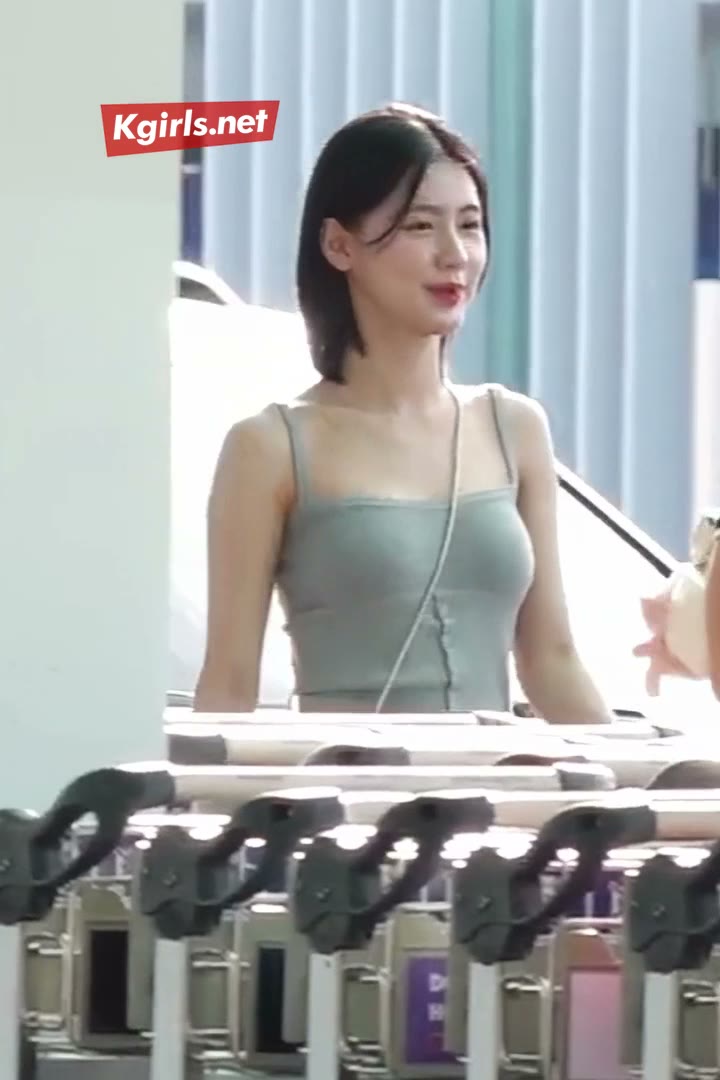 (여자)아이들 미연 골지나시 원피스 공항패션