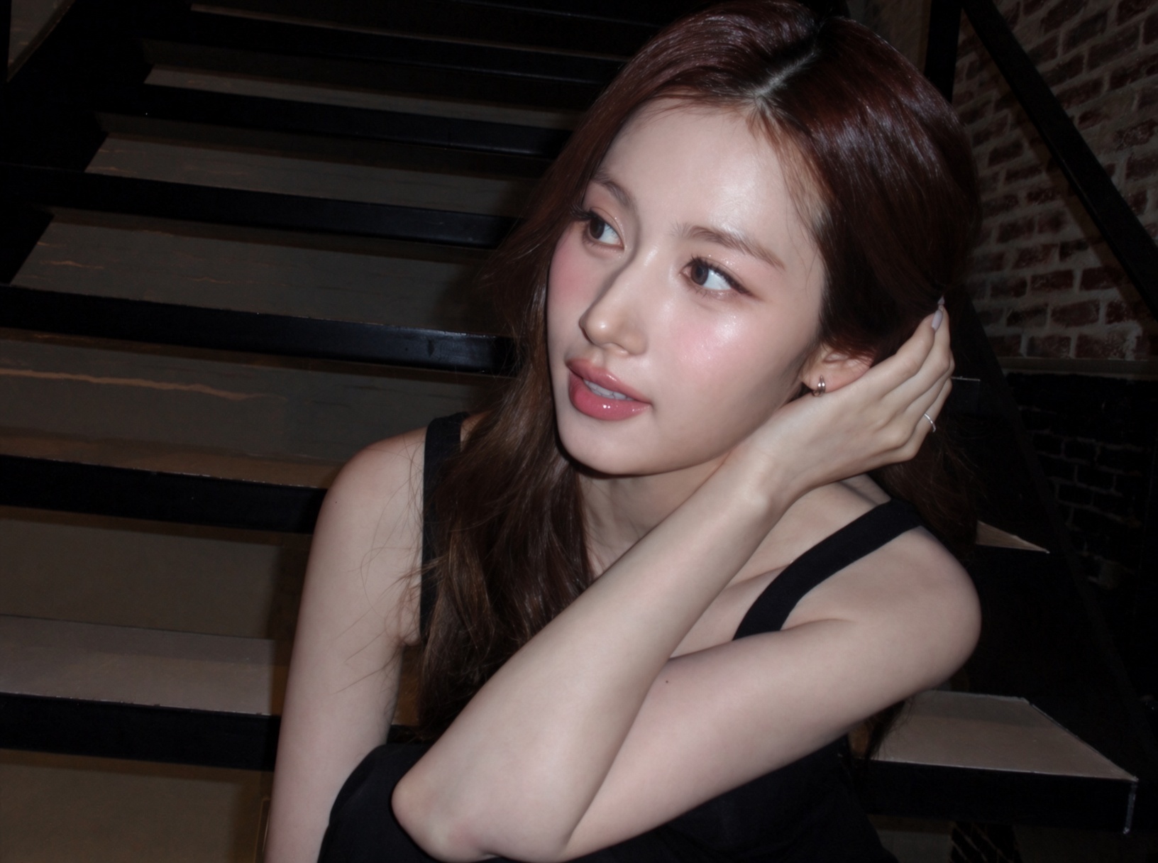 오사카 GOAT 사나 미모 근황 (jyp재계약 임박) 4