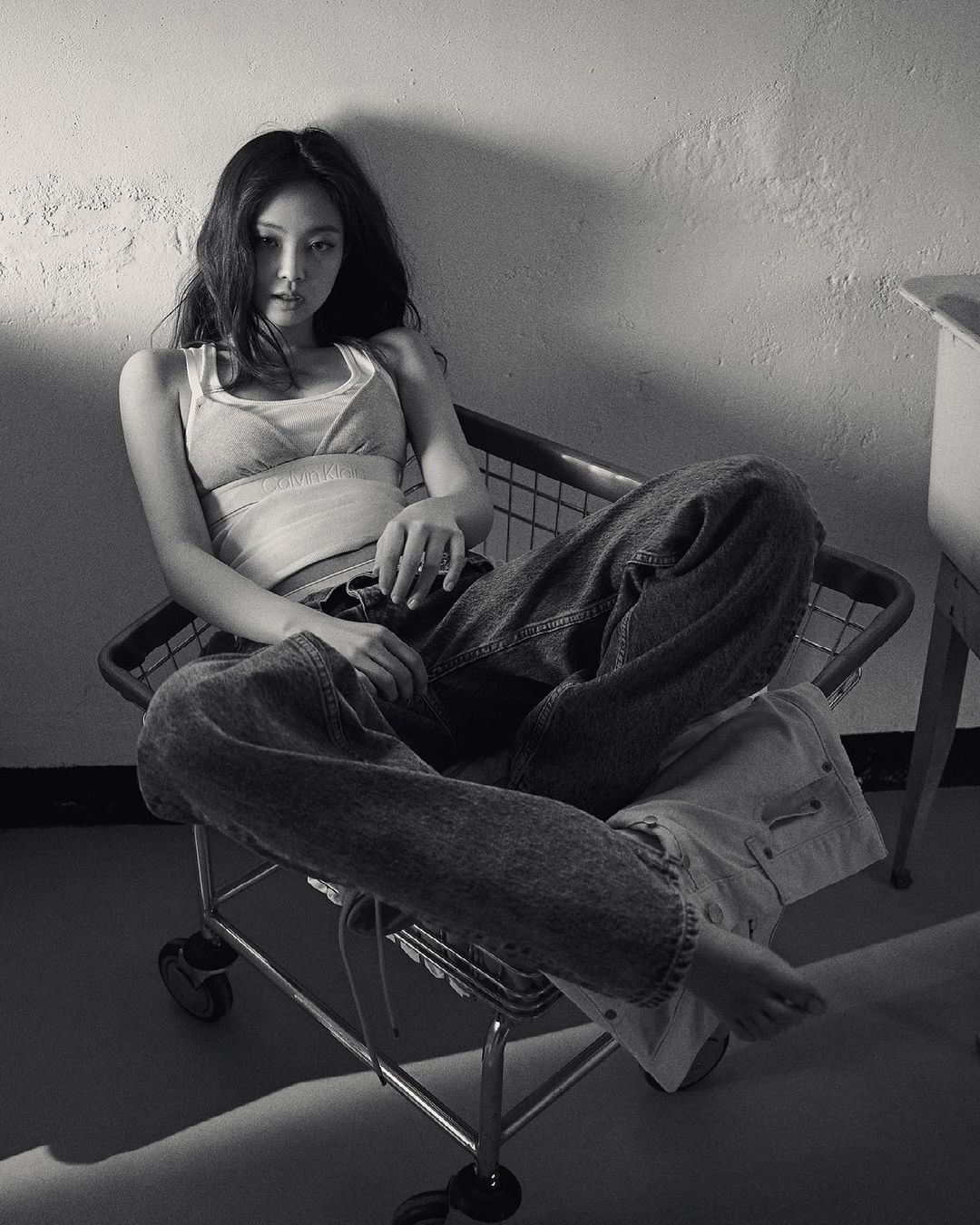 제니 x Calvin Klein 6