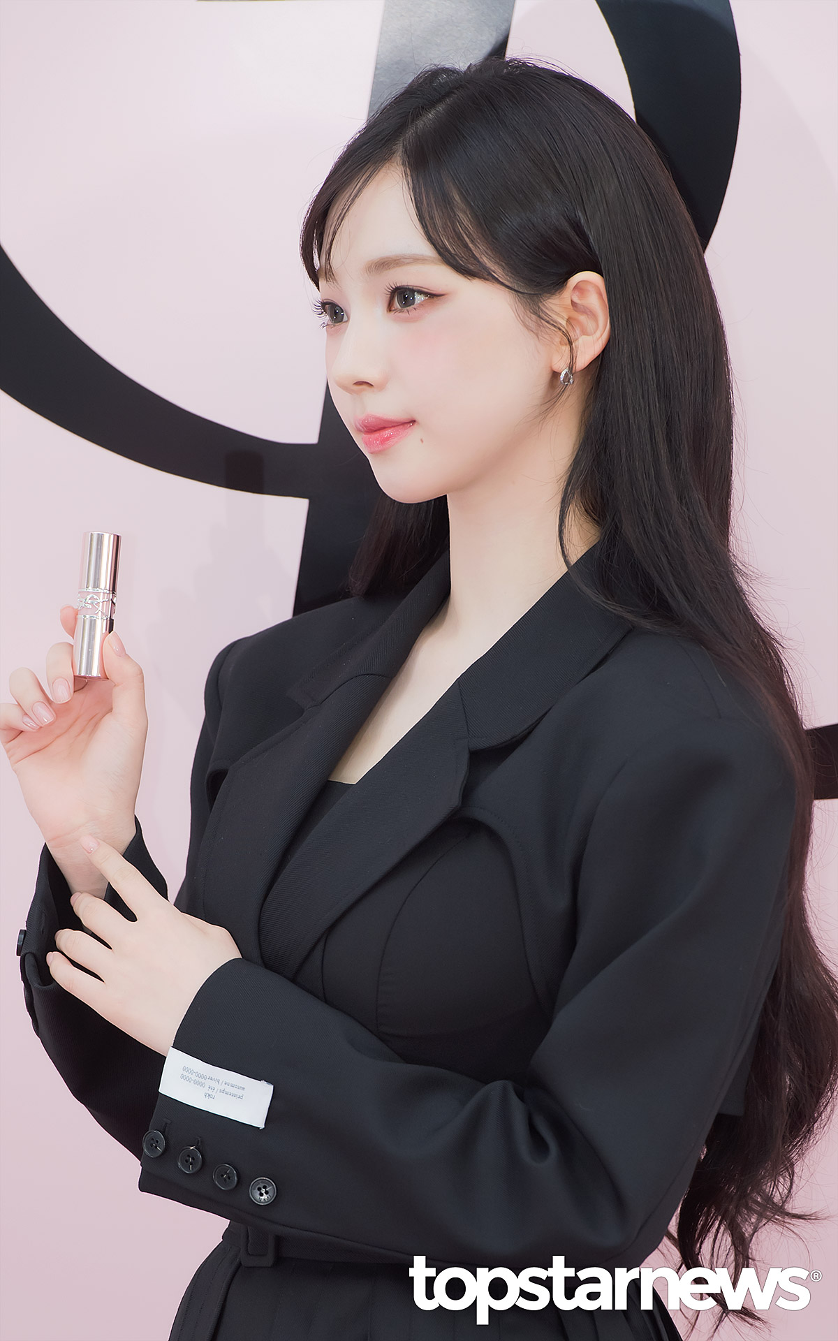 에스파 카리나 새하얀 각선미 7