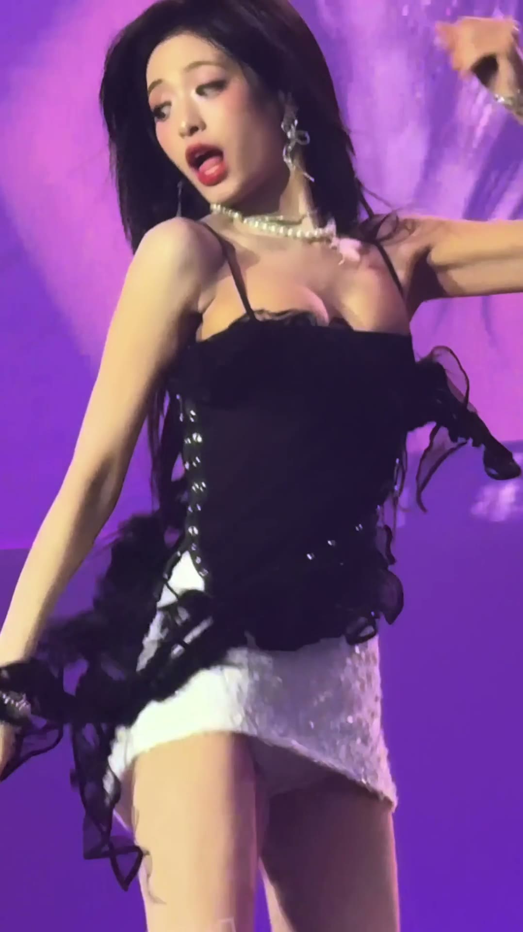 아현 격렬한 바운스